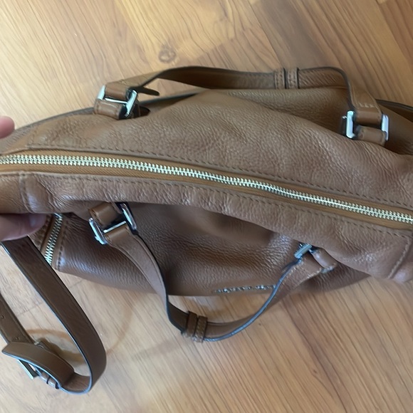 Michael Kors leather bag - Picture 3 of 3